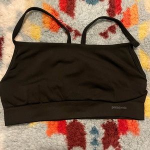 Patagonia sports bra size s